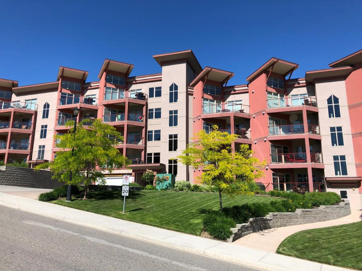 Stay In The Okanagan - Copper Sky, West Kelowna Buitenkant foto