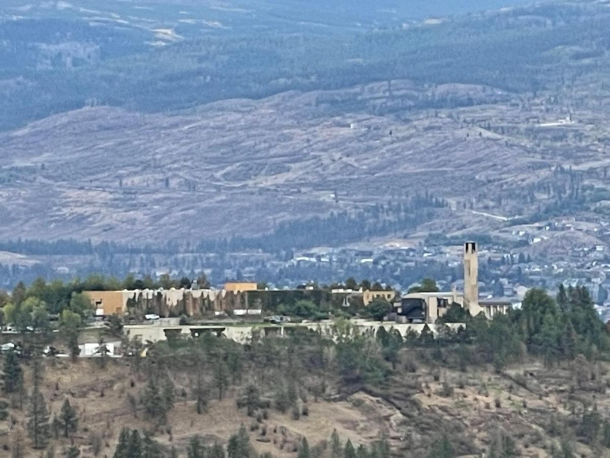 Stay In The Okanagan - Copper Sky, West Kelowna Buitenkant foto