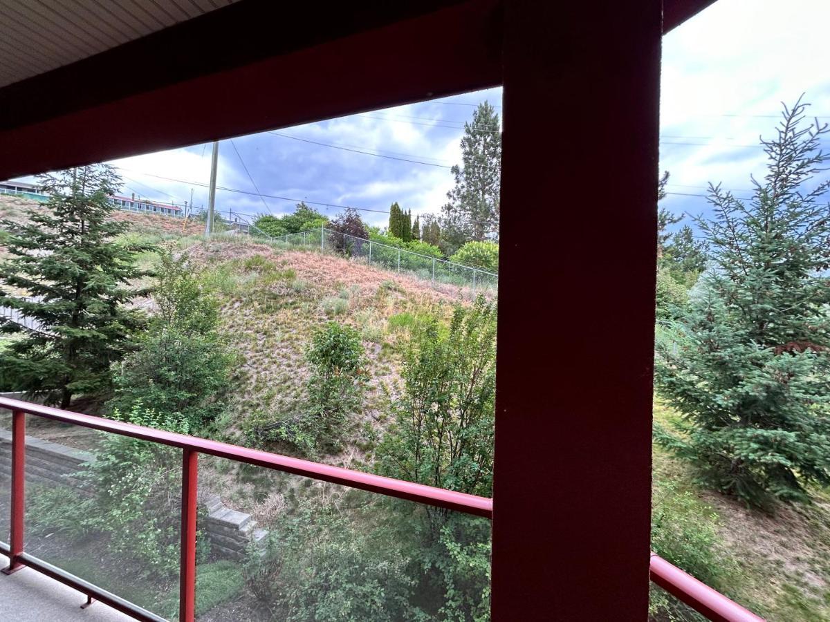 Stay In The Okanagan - Copper Sky, West Kelowna Buitenkant foto